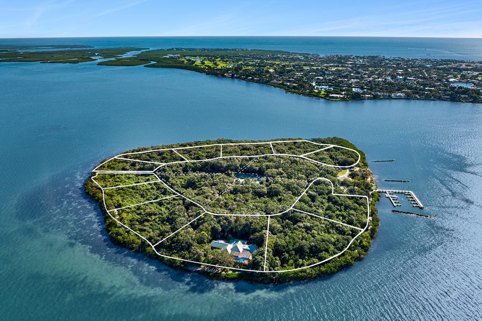 Pumpkin key with 12 total lots. The entire private island along with a mainland house in the Key Largo Ocean Reef Club was listed at $75 million on Feb. 13, 2024ready by Compass.